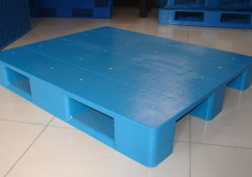 新時期下，托盤廠家當(dāng)順應(yīng)時代潮流，不斷推陳出新。